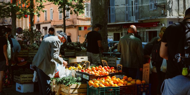 Quel regard portez-vous sur le marché du centre-ville de Bastia ?